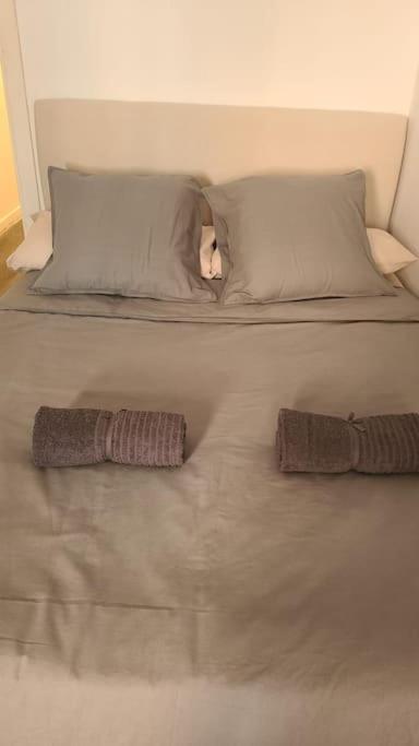 Estupendo Piso Renovado A 30 Metros De La Playa Apartment Алмерия Екстериор снимка